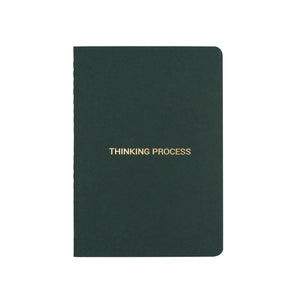 A6 POCKET SIZE NOTEBOOK THINKING PROCESS GOLD FOILED COVER DETAIL, CARDBOARD COVER COLOR GREEN, INTERIOR DOTTED OR RULED, ROUNDED CORNERS, VISIBLE SINGER STITCHING ON THE SPINE, INTERIOR PAPER IVORY-COLORED 90 GMS, ACID FREE PAPER MADE IN COLOMBIA BY MAKE2D
