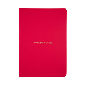 A5 SIZE NOTEBOOK THINKING PROCESS NOTES GOLD FOILED COVER DETAIL, CARDBOARD COVER COLOR RED, INTERIOR DOTTED, ROUNDED CORNERS, VISIBLE SINGER STITCHING ON THE SPINE, INTERIOR PAPER IVORY-COLORED 90 GMS, ACID FREE PAPER MADE IN COLOMBIA BY MAKE2D
